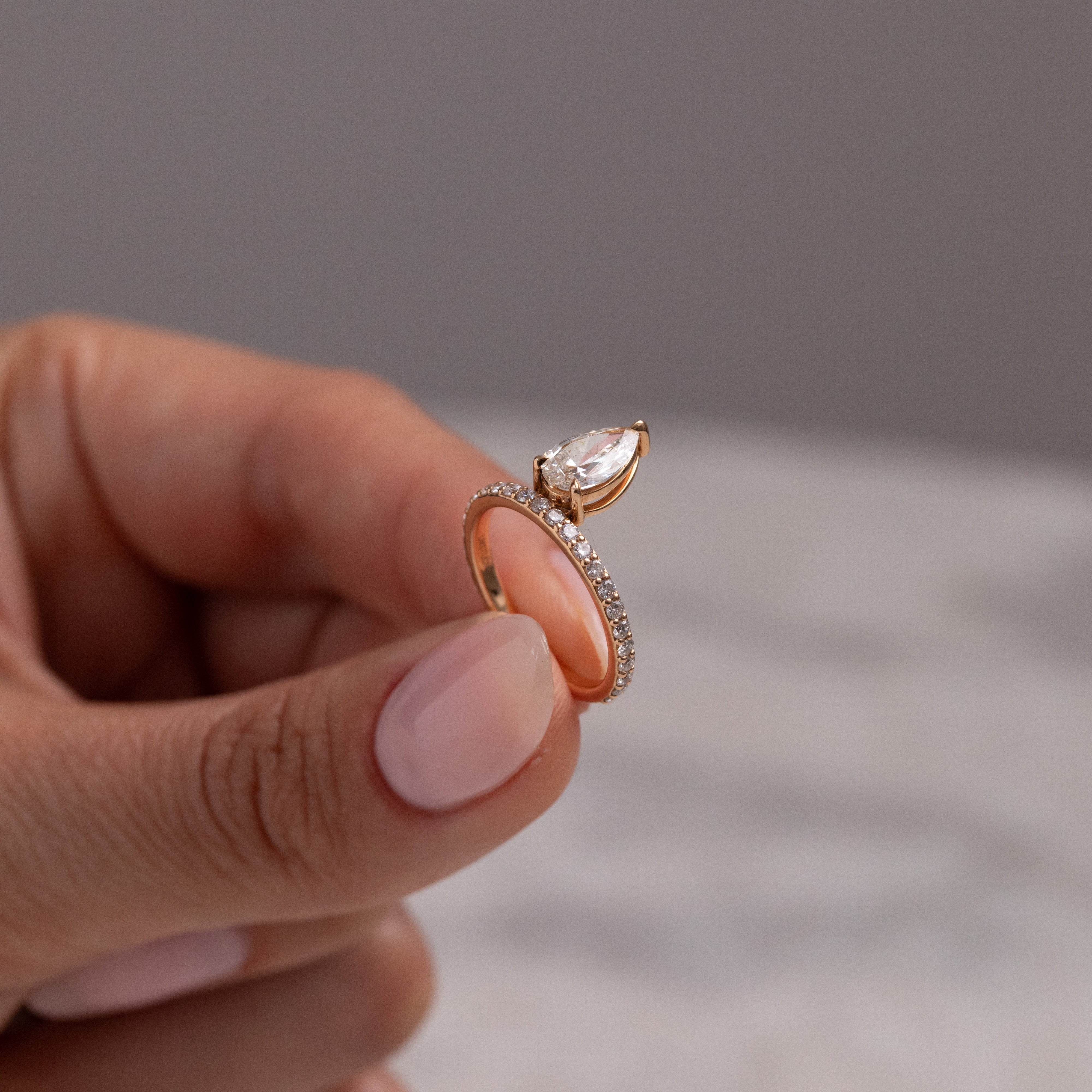 Custom Pear Ring, 1.01 ct, Size 51, Rose gold - LM STUDIO GmbH