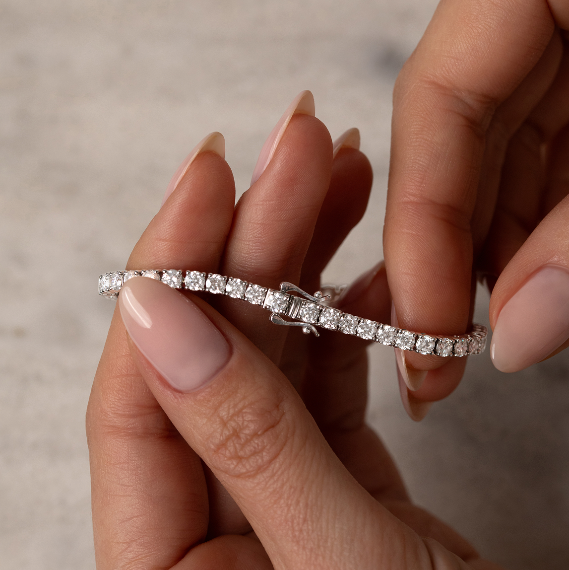 TENNIS BRACELET SAMPLE SALE - LM STUDIO GmbH