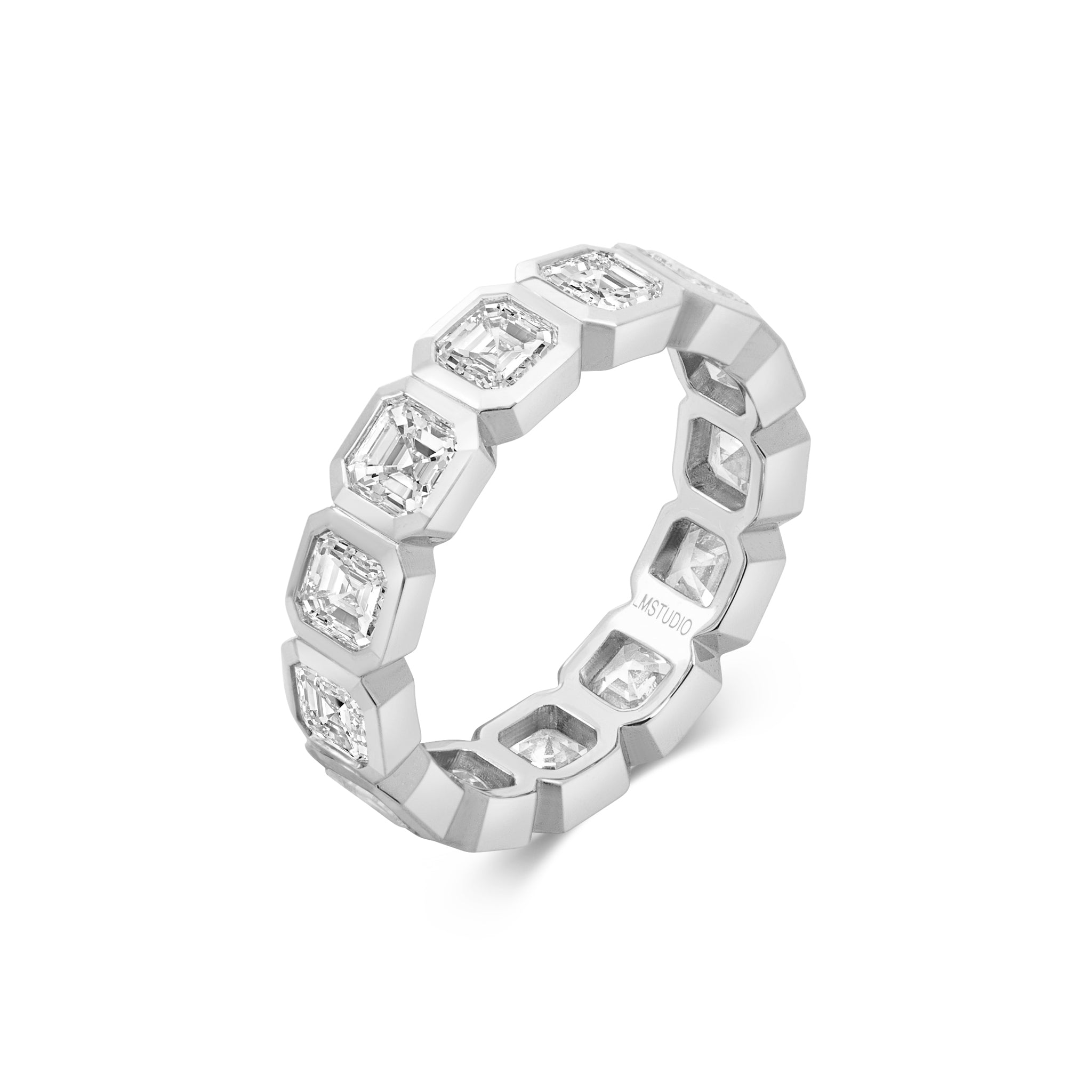 BEZEL ASSCHER ETERNITY - LM STUDIO GmbH