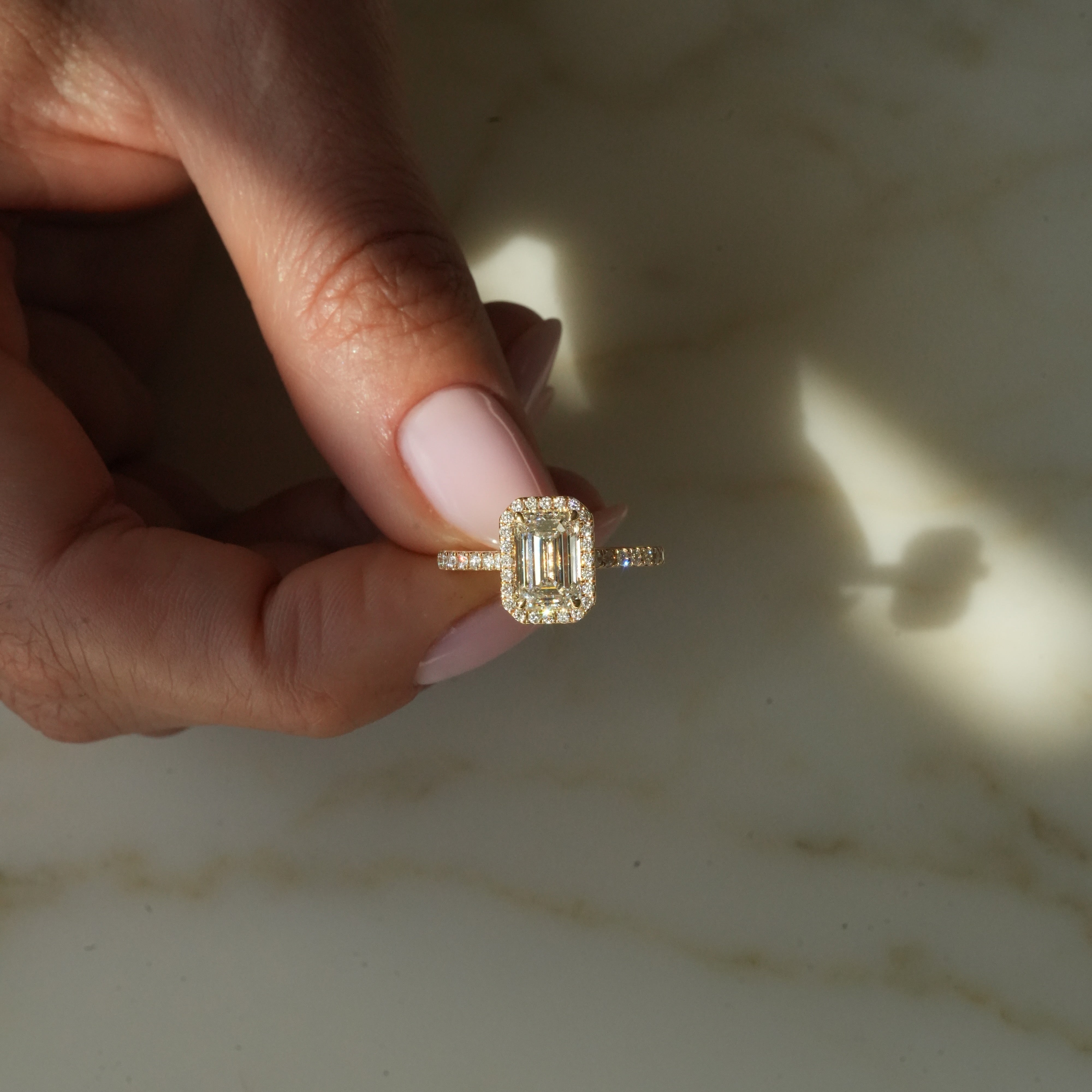 BEAU 2.00 ct, size 55, yellow gold