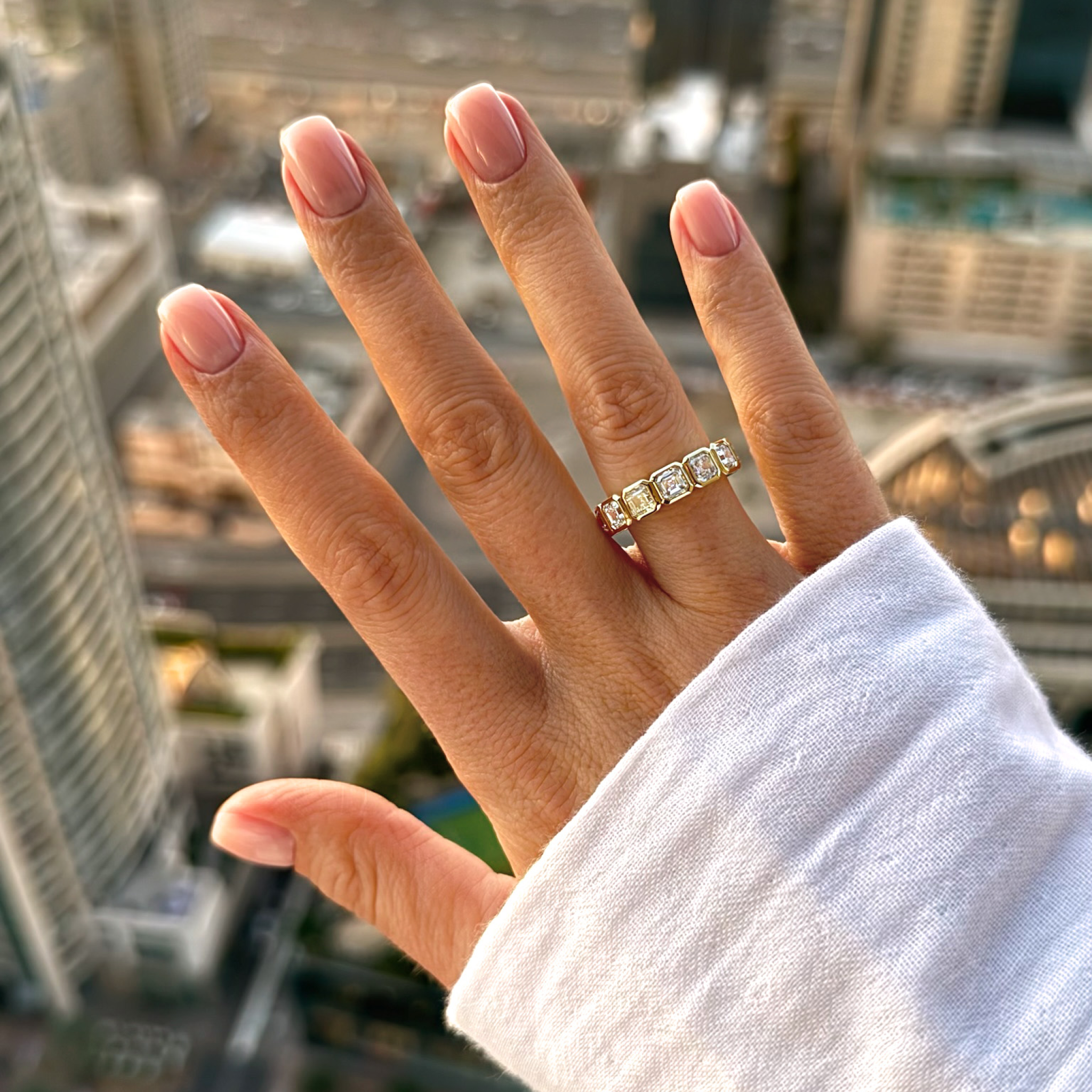 BEZEL ASSCHER ETERNITY - LM STUDIO GmbH