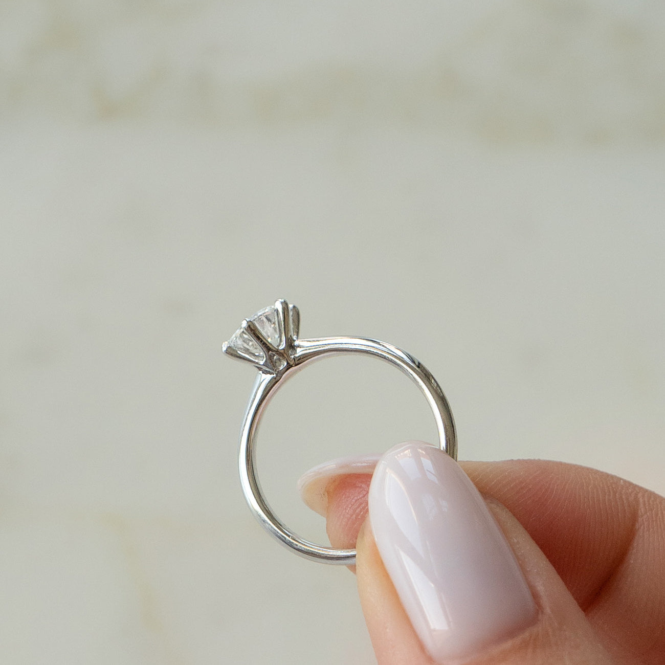 CHLOE Ring, old model, 18 K white gold, 1.05 ct, size 53 - LM STUDIO GmbH