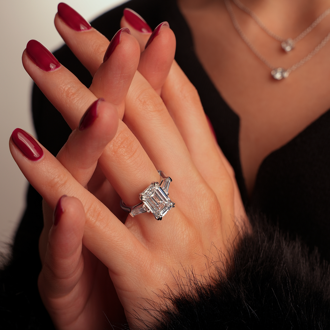 Elizabeth 6.05 ct, Größe 53, Weißgold