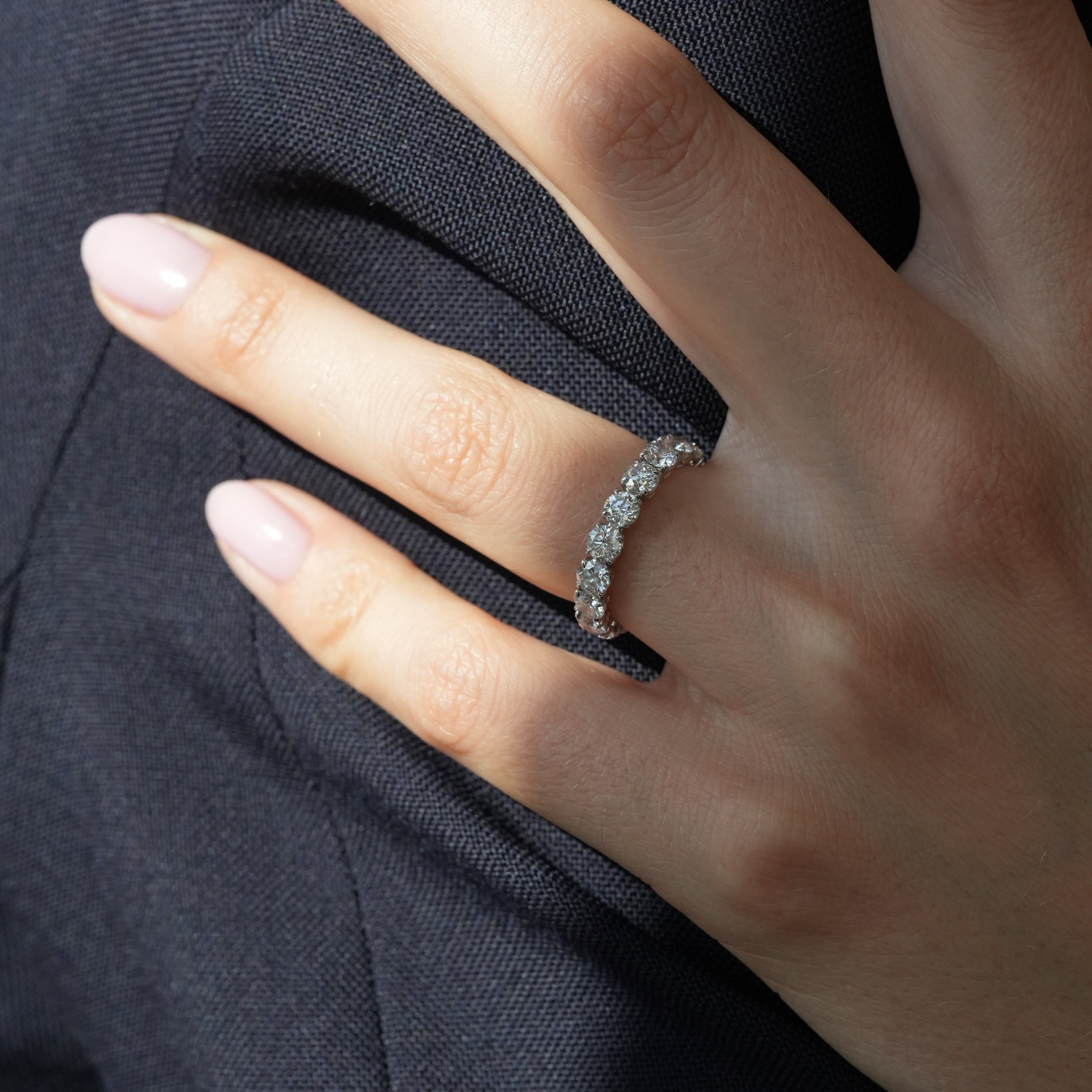 Eternity ring, white gold, size 53 - LM STUDIO GmbH