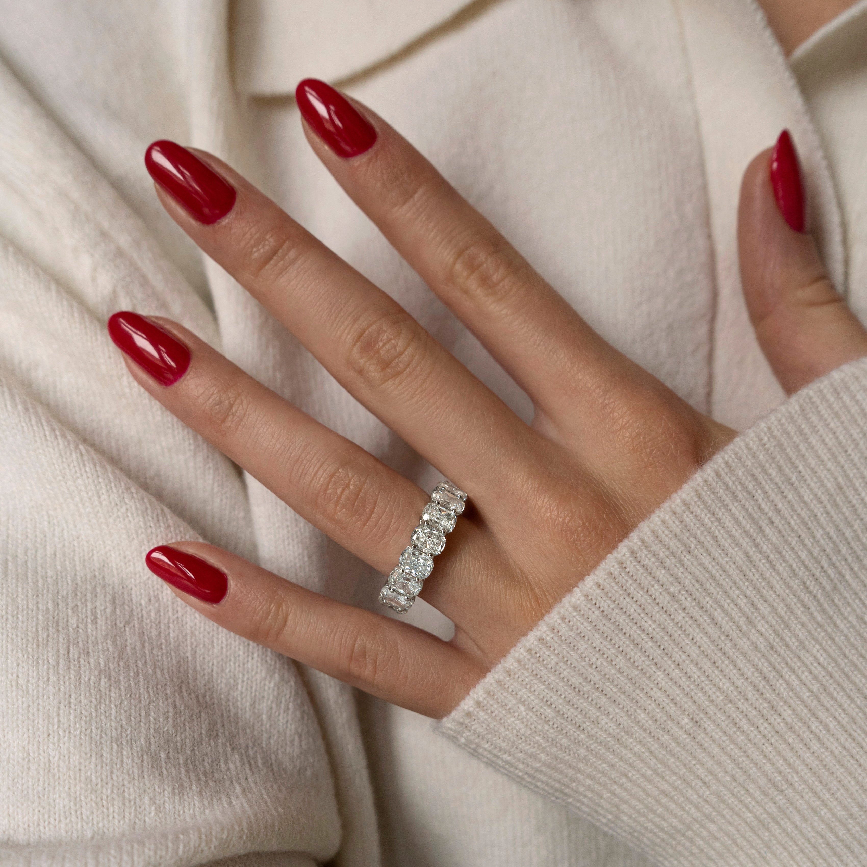 ELONGATED CUSHION ETERNITY RING - LM STUDIO GmbH