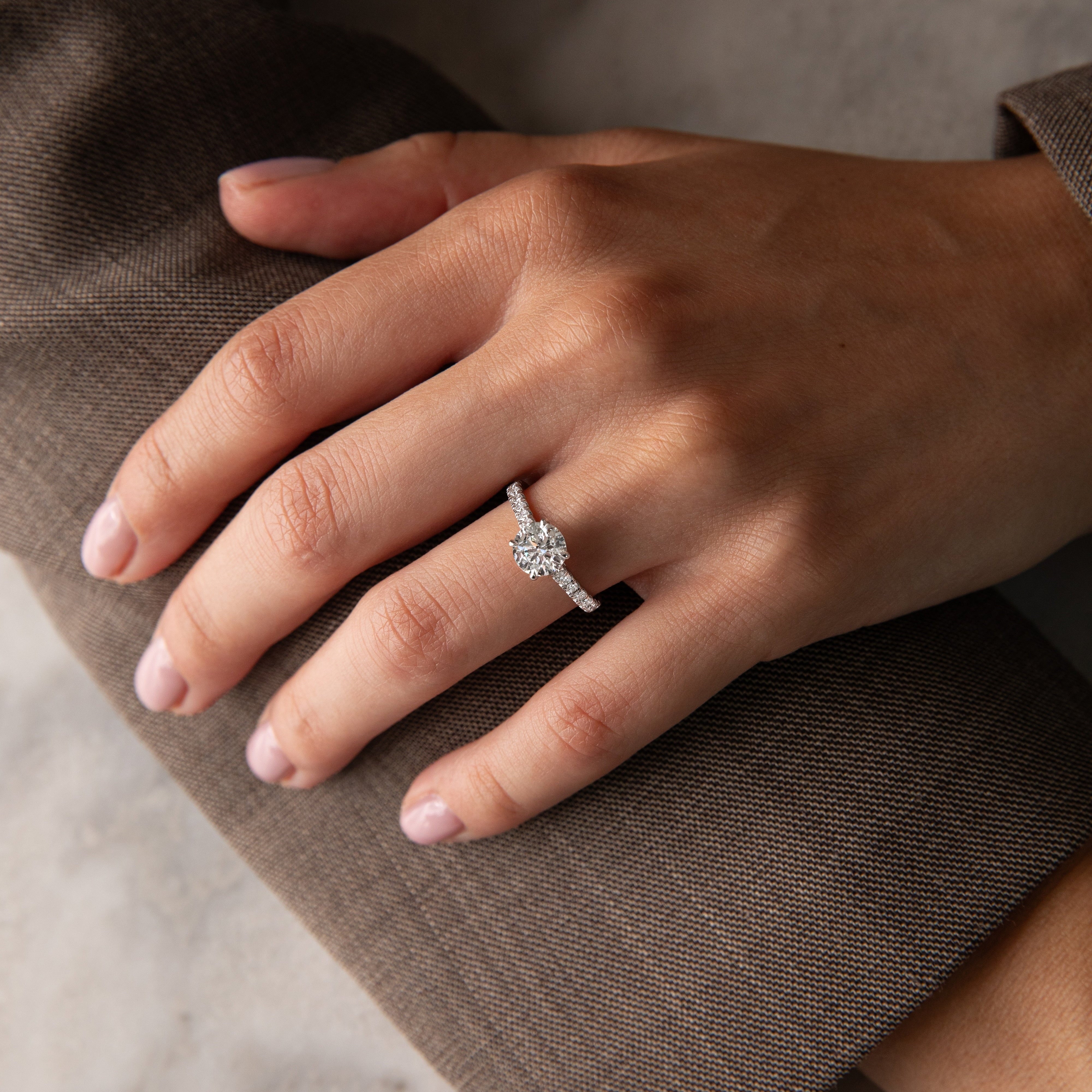 LILIAN 1.06 ct, size 50, white gold