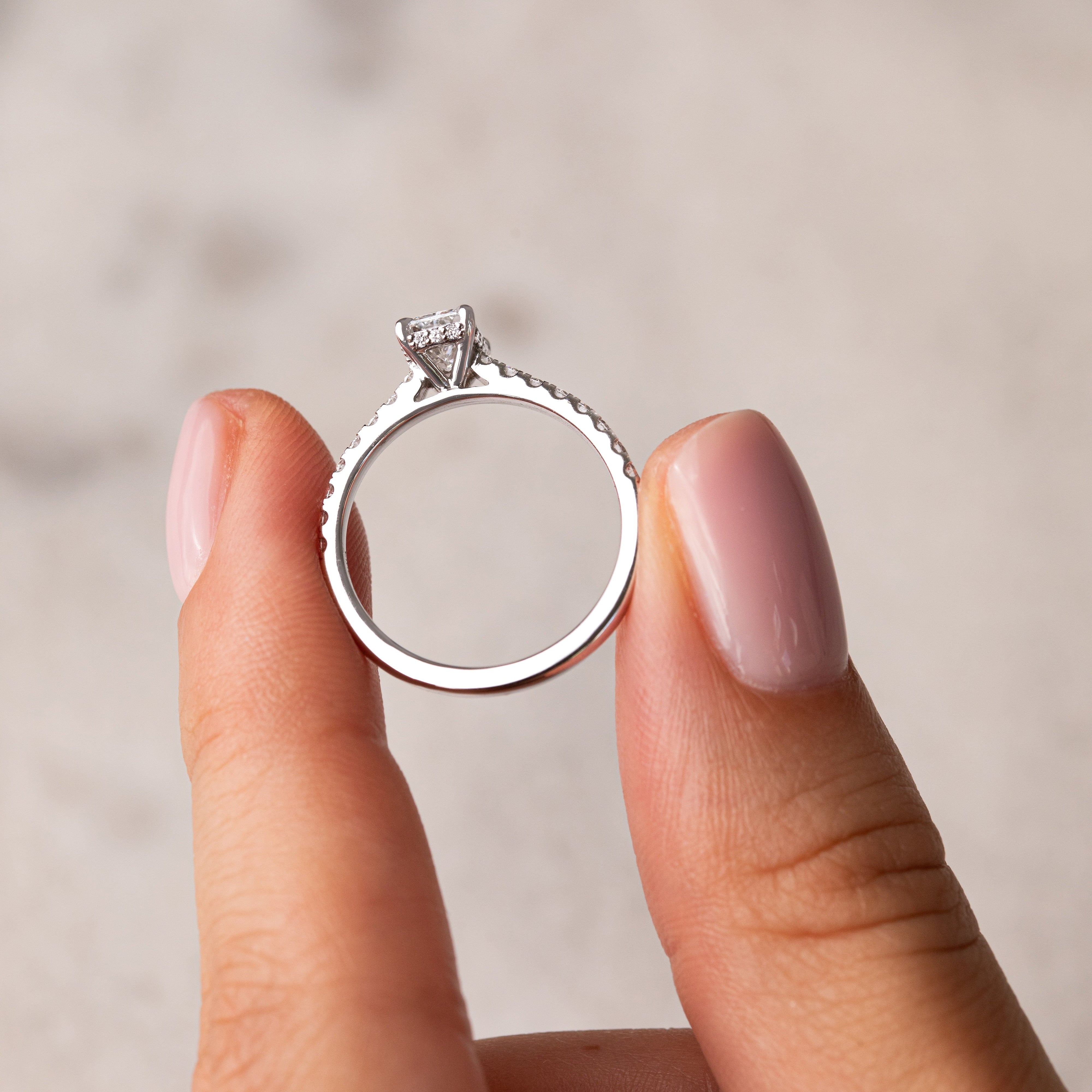 TERRY 0.70 ct, size 52, white gold