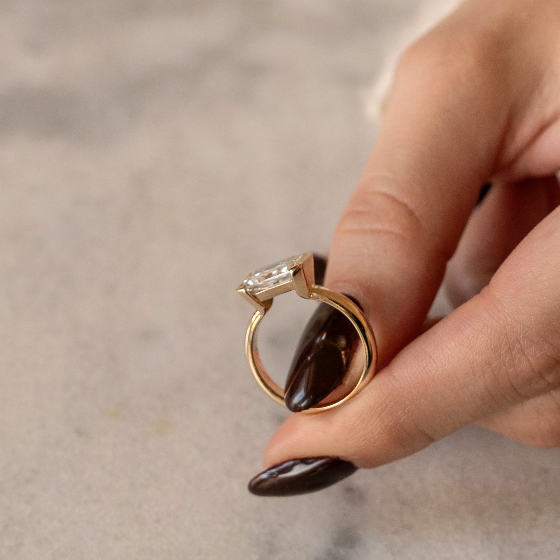 Sample Sale Custom Made Radiant Ring - LM STUDIO GmbH