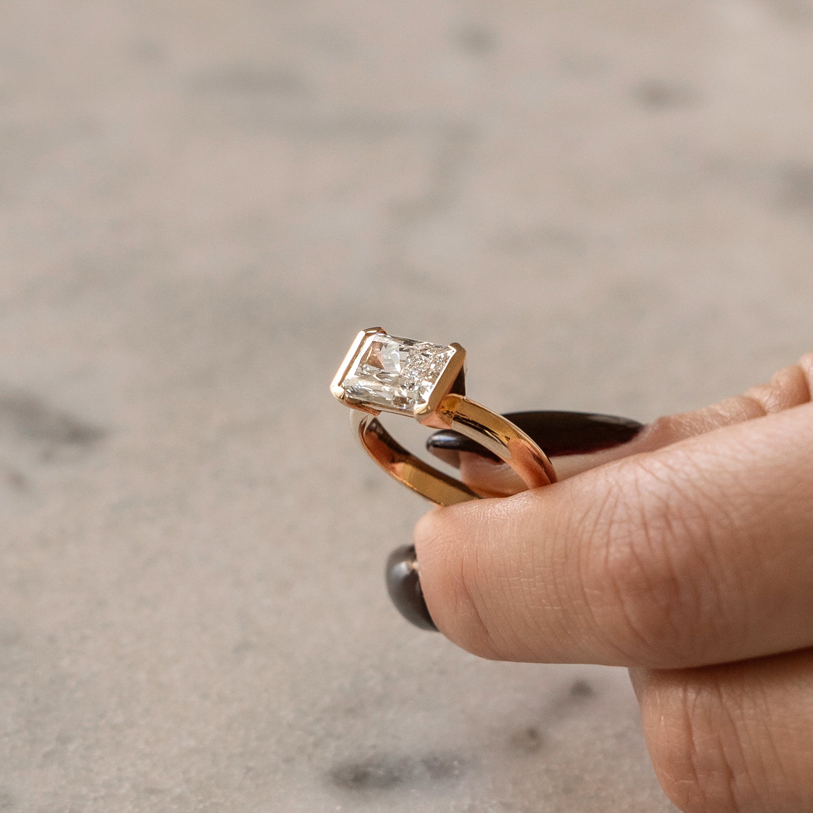 Sample Sale Custom Made Radiant Ring - LM STUDIO GmbH