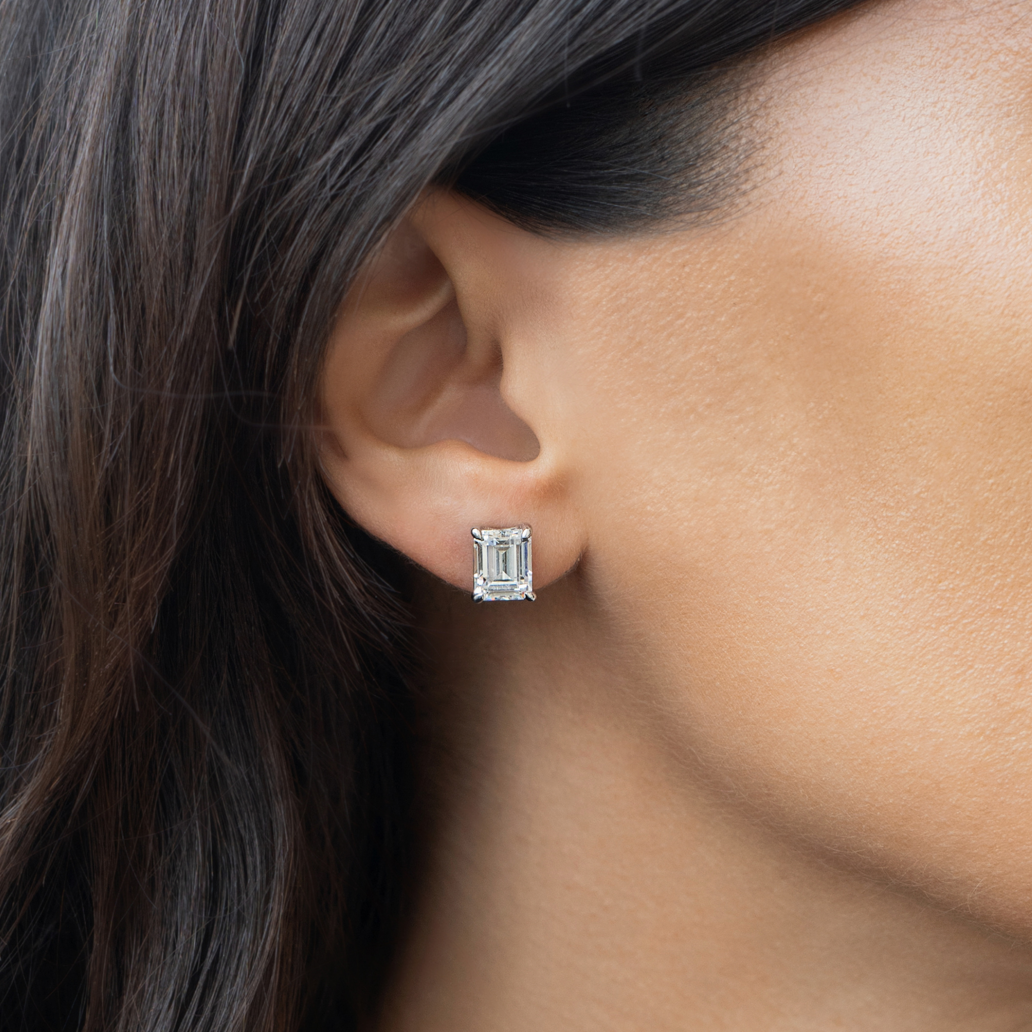 EMERALD STUDS - LM STUDIO GmbH