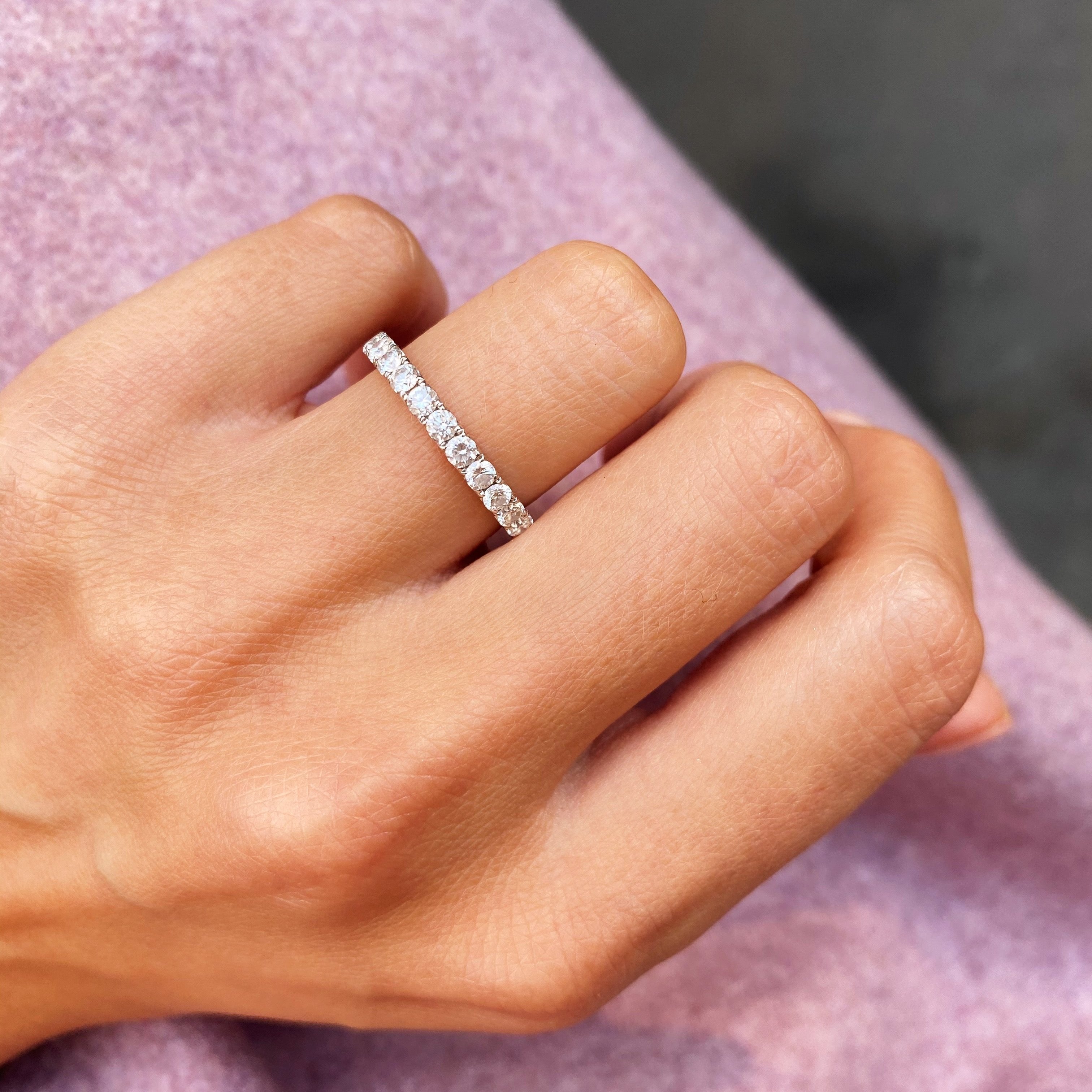 NADIA ETERNITY RING - LM STUDIO GmbH