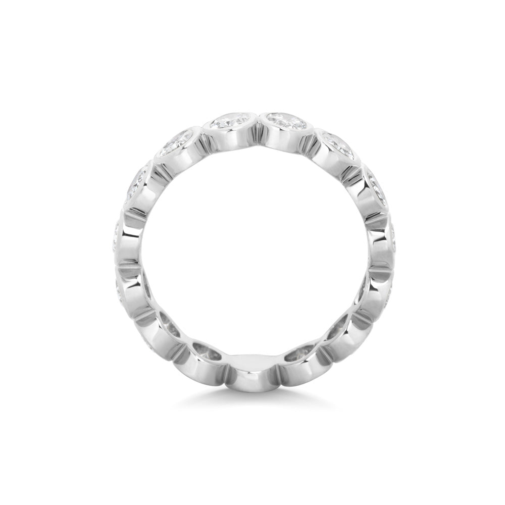 BEZEL OVAL ETERNITY - LM STUDIO GmbH