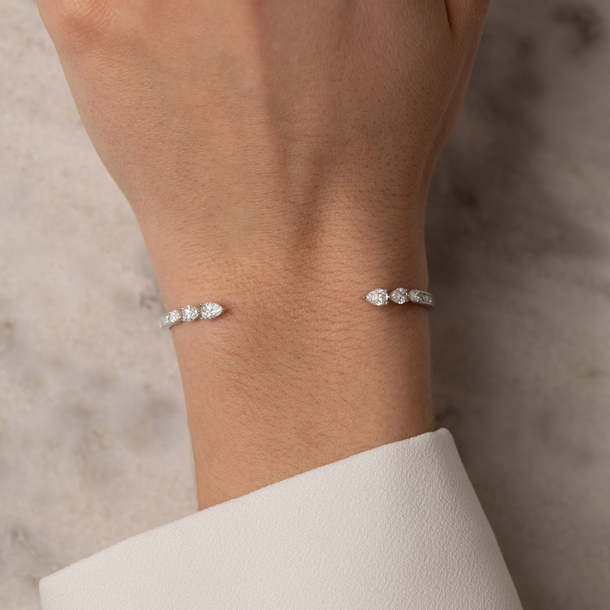 CUFF SAMPLE SALE