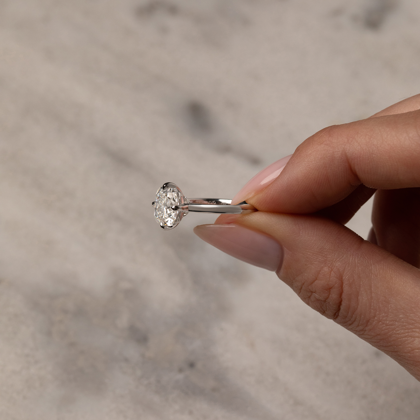 LEAH 3.00 ct, size 51, white gold - LM STUDIO GmbH