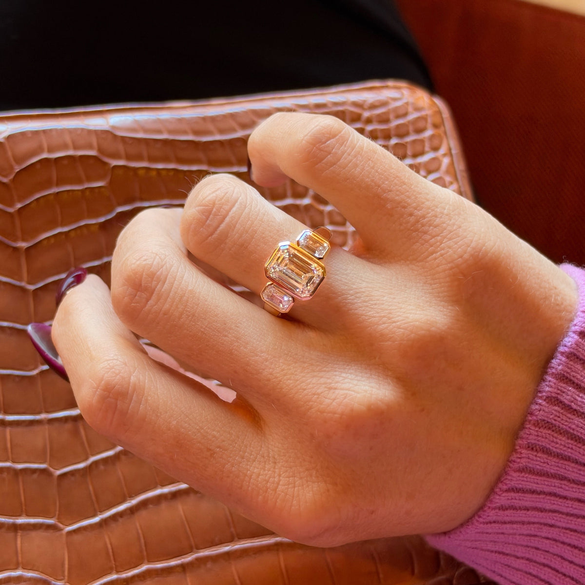 ASTOR RING