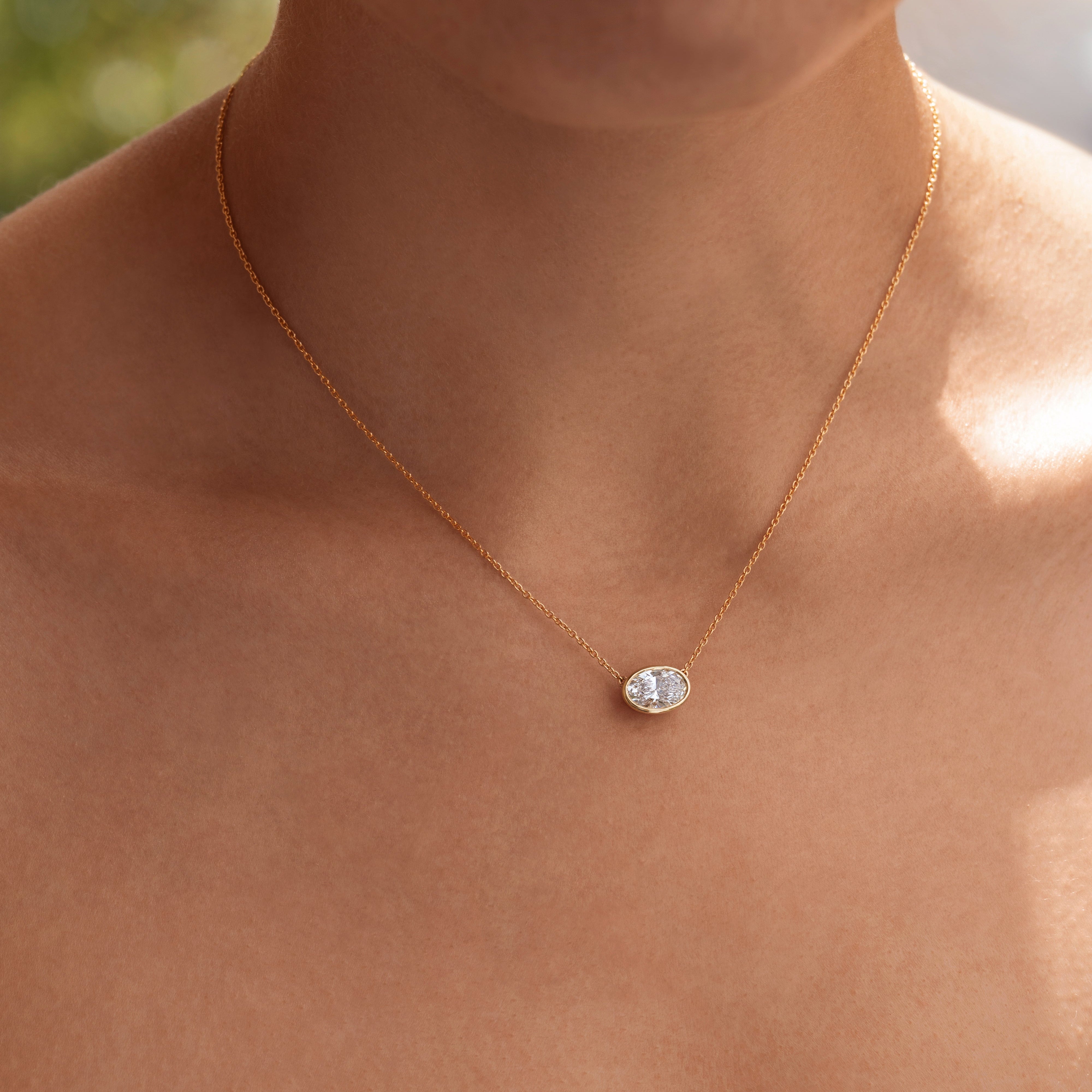 Bezel Oval Halskette, 1.60 ct, YG