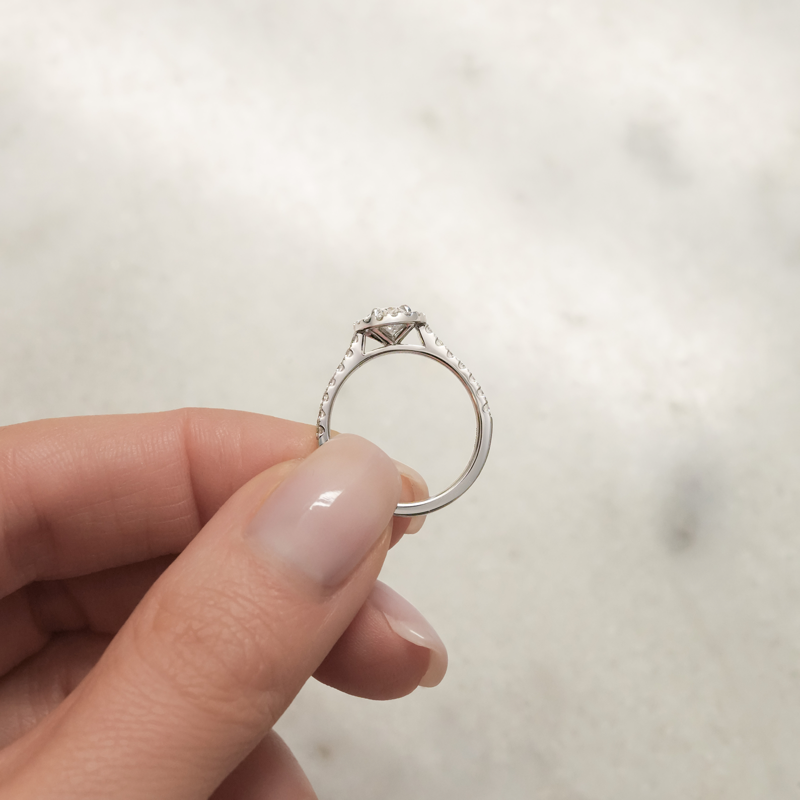 CELINE 0.71 ct, size 50, white gold - LM STUDIO GmbH