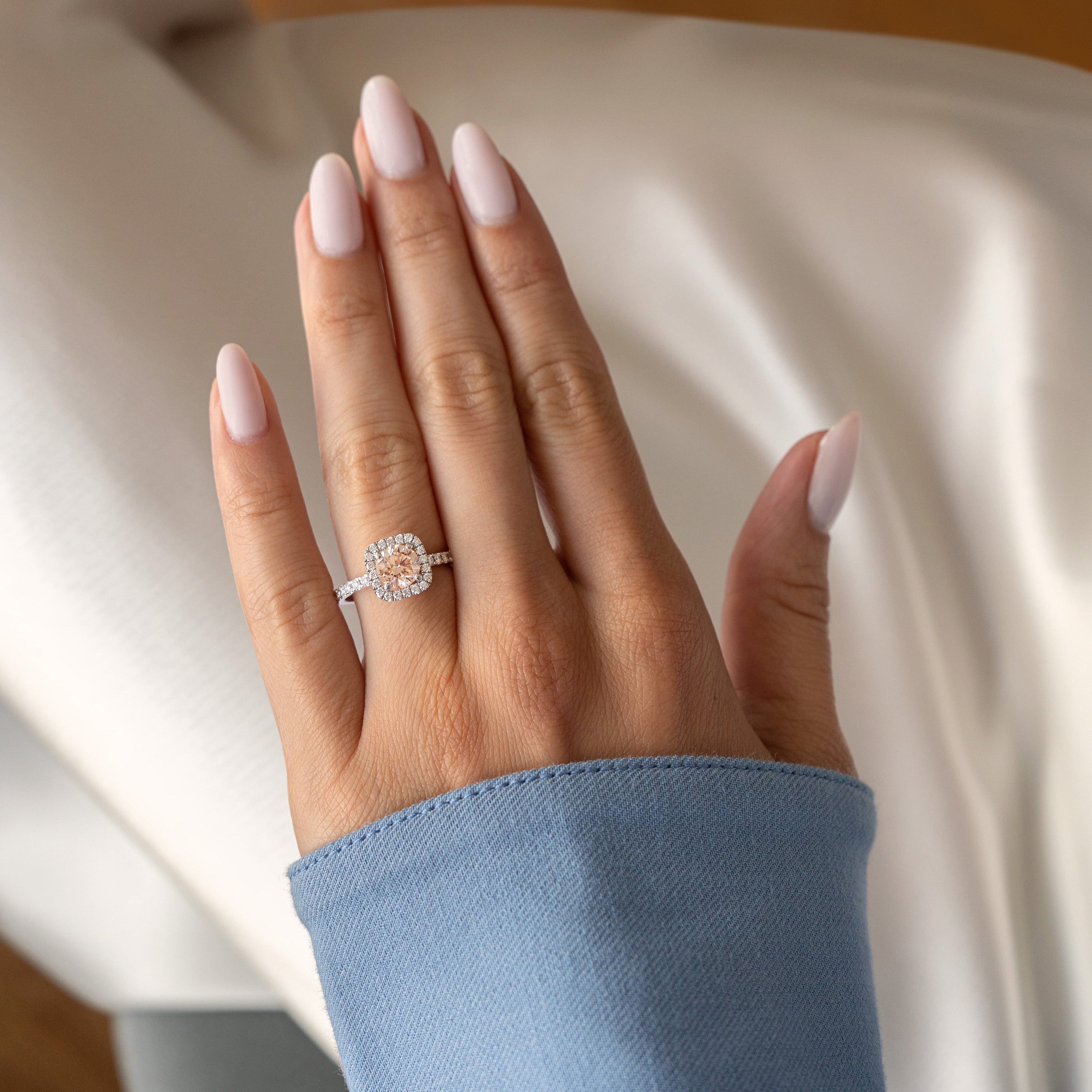 DAPHNE 1.09 ct, Größe 52, Weißgold