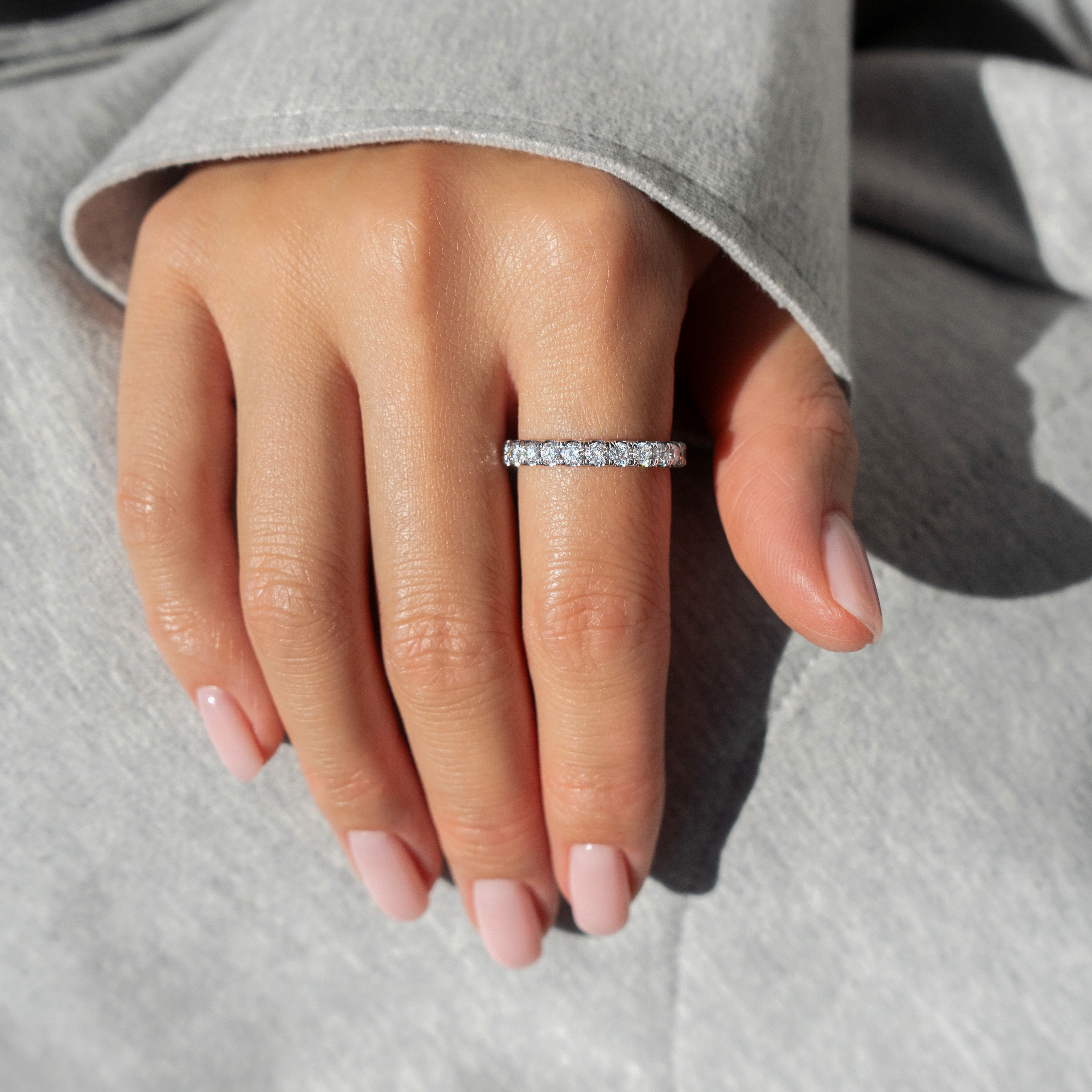 Eternity ring, white gold, size 58 - LM STUDIO GmbH