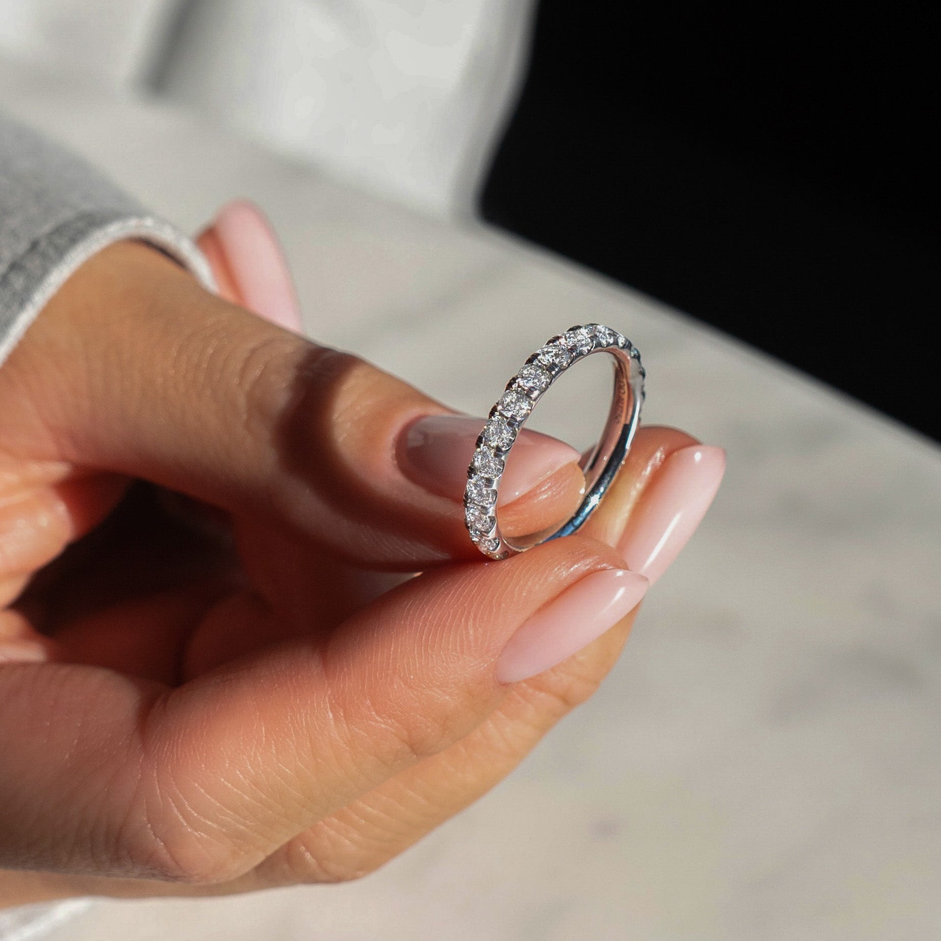 Eternity ring, white gold, size 58 - LM STUDIO GmbH