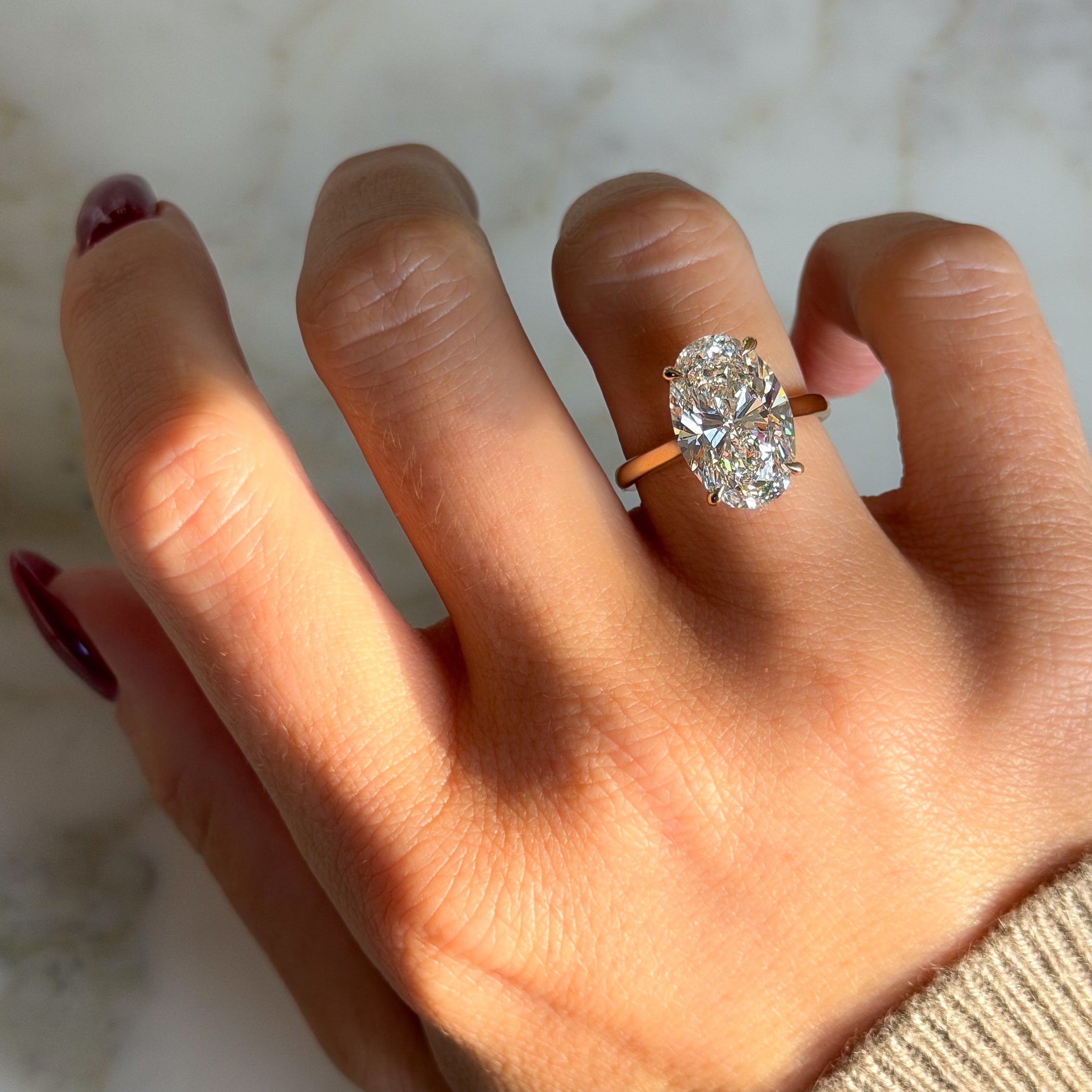 ALARA 6.08 ct, size 53, yellow gold