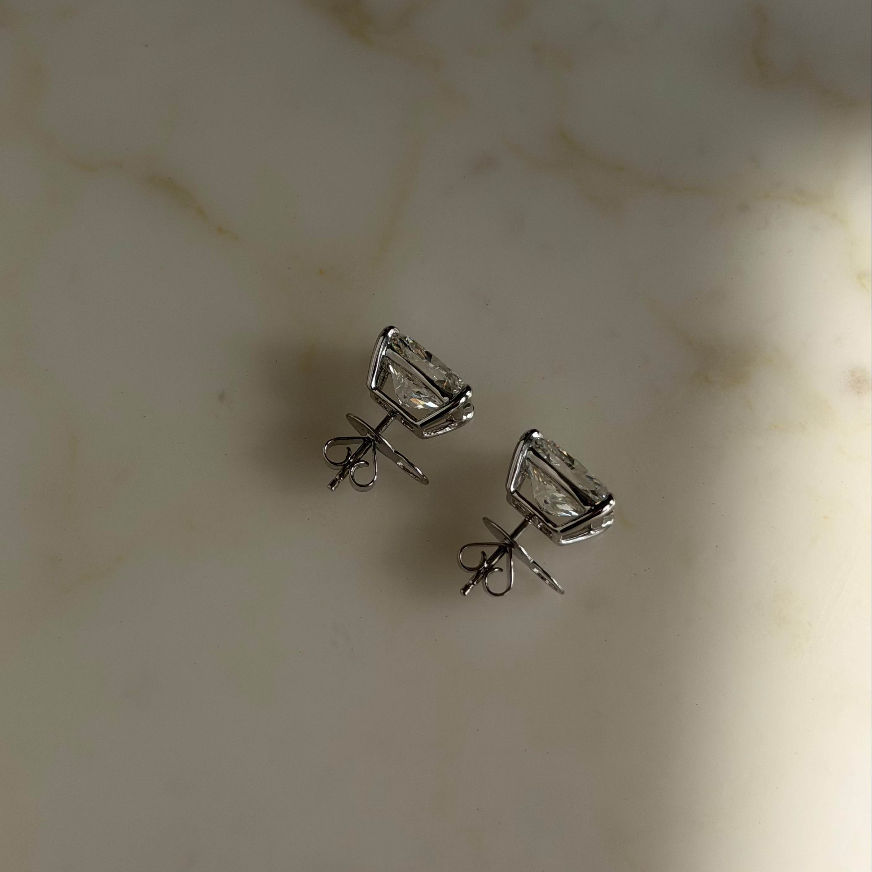 Sample Sale Cushion Studs - LM STUDIO GmbH