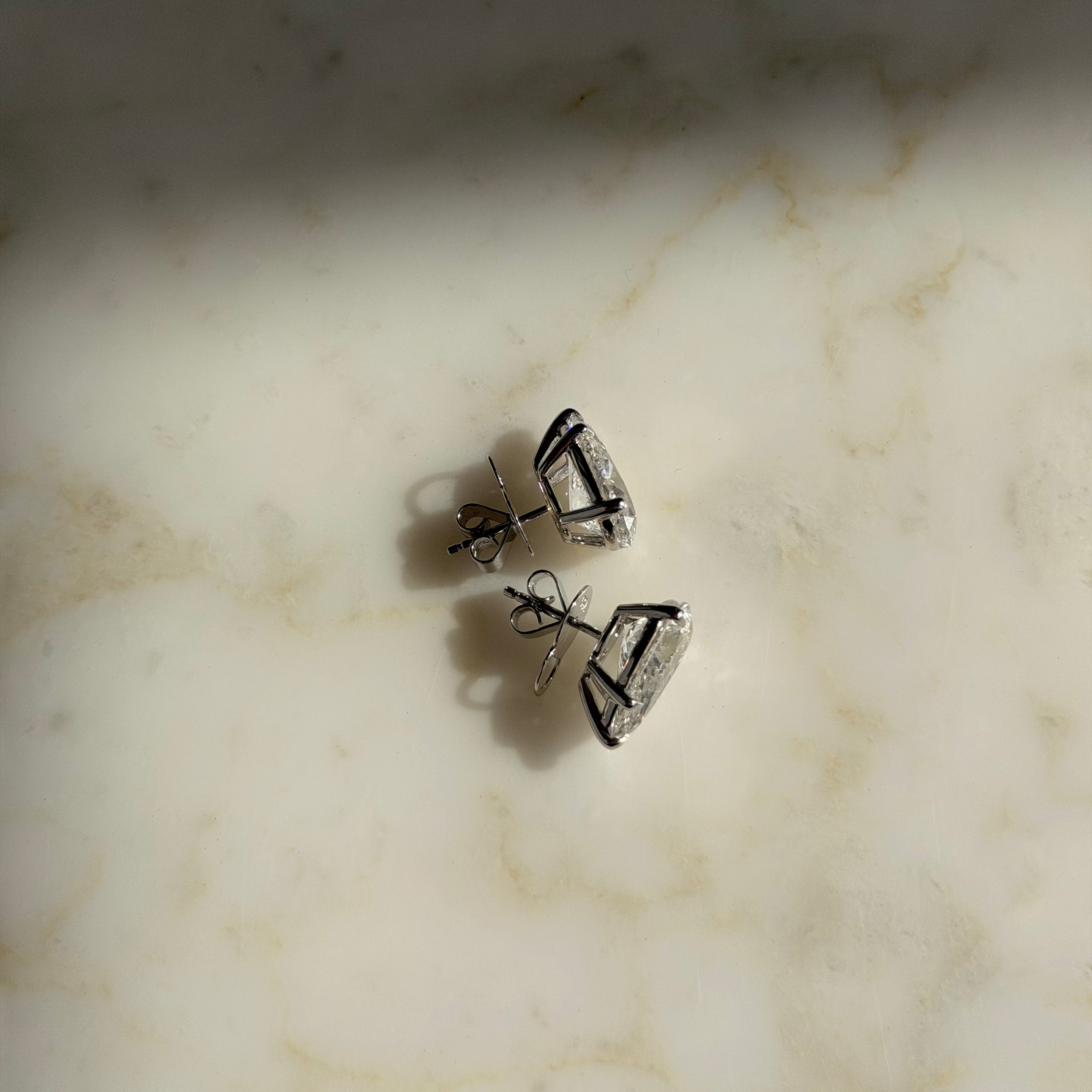 Sample Sale Pear Studs - LM STUDIO GmbH