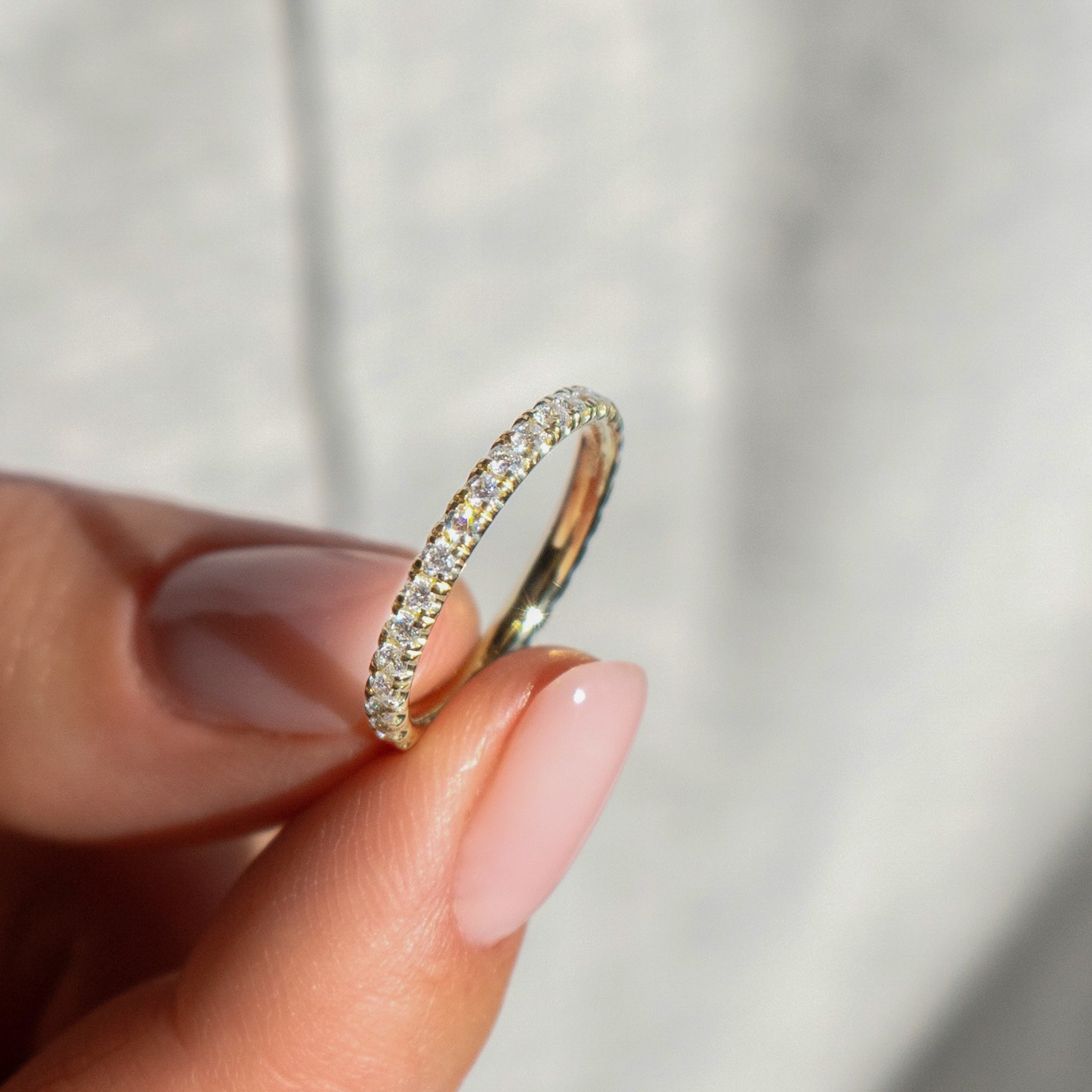 Eternity ring, yellow gold, size 53 - LM STUDIO GmbH