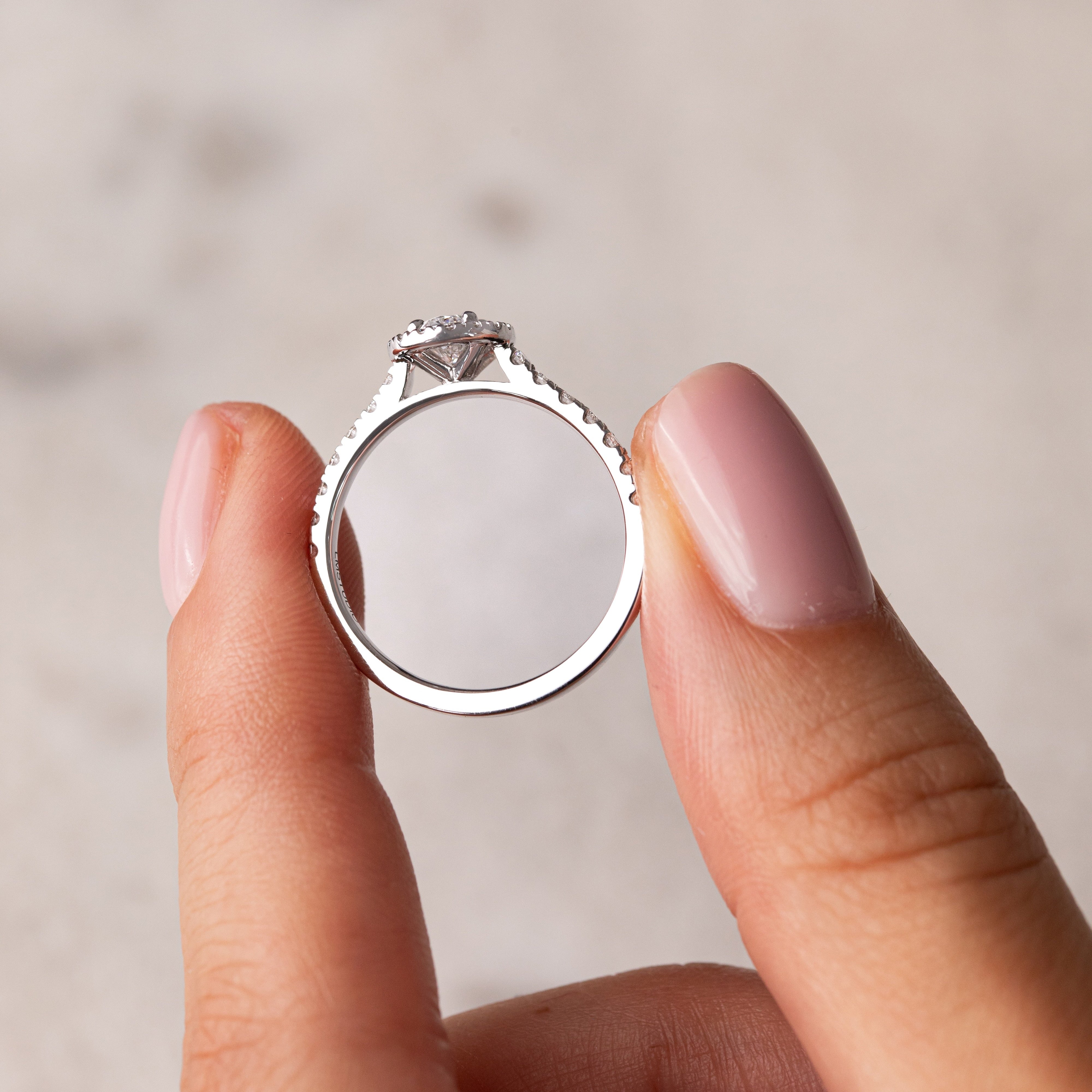 CELINE 0.51 ct, size 54, white gold