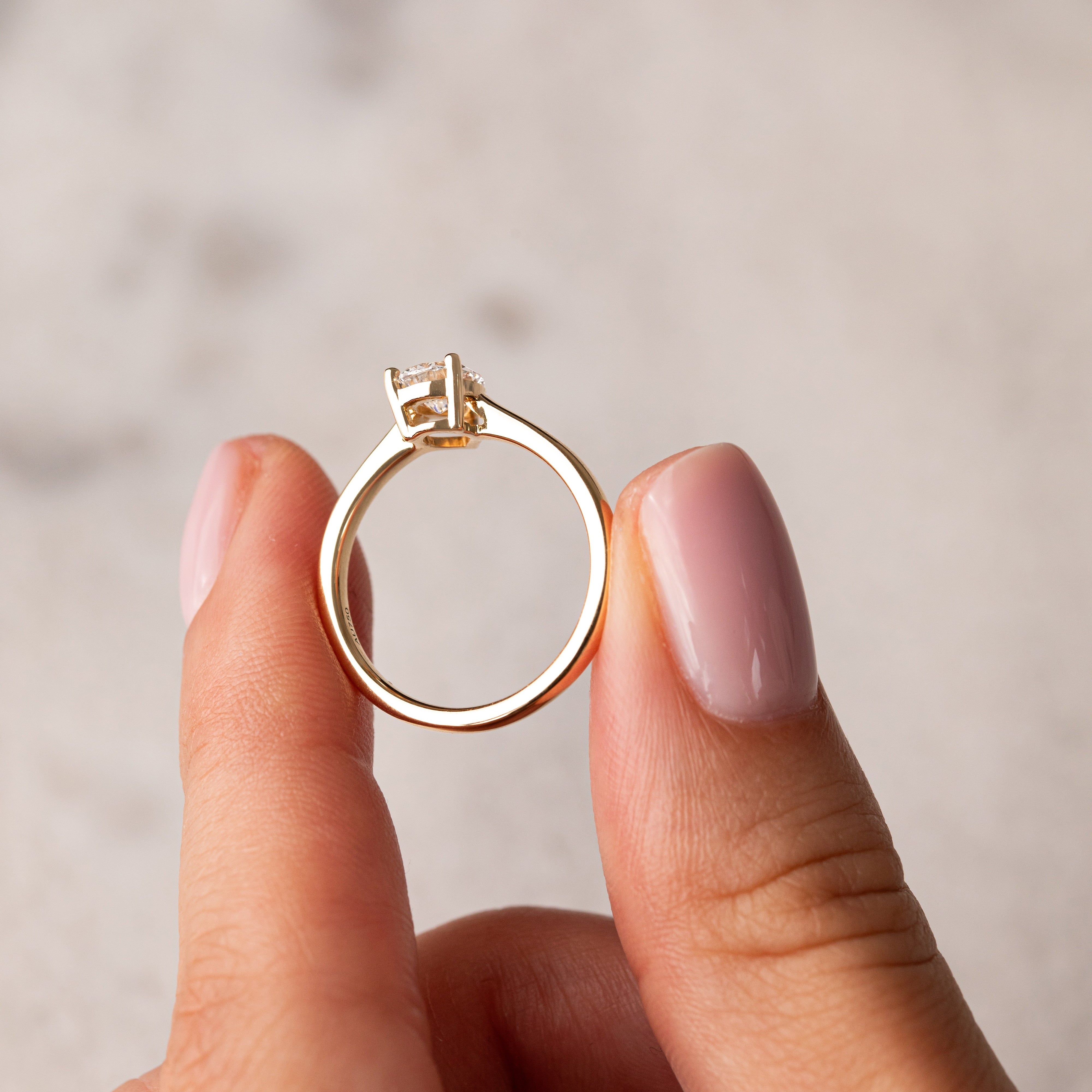 MARLENE 0.71 ct, size 52, yellow gold