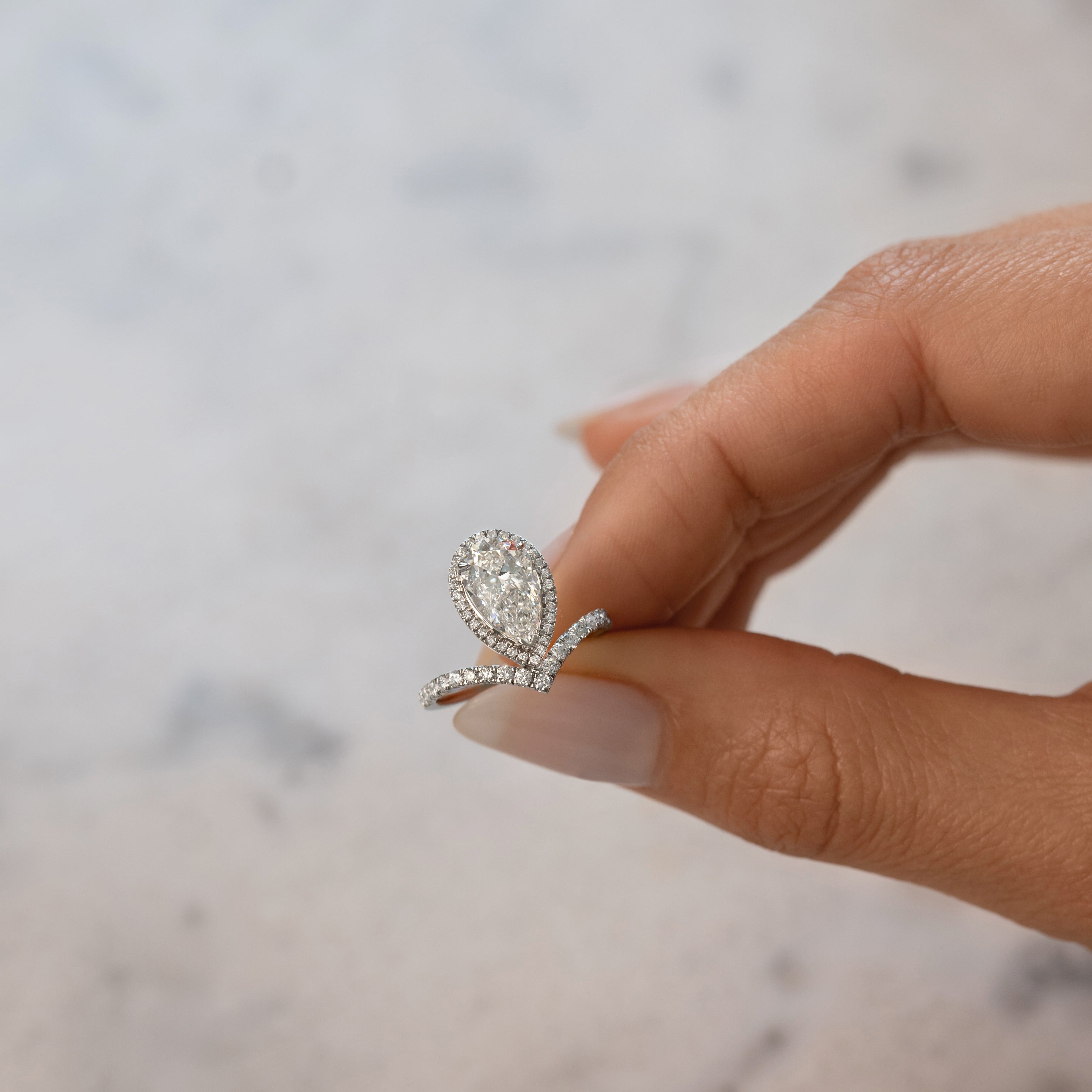 Custom Made Pear Cut Ring, 18 K white gold, 2.00 ct, size 52
