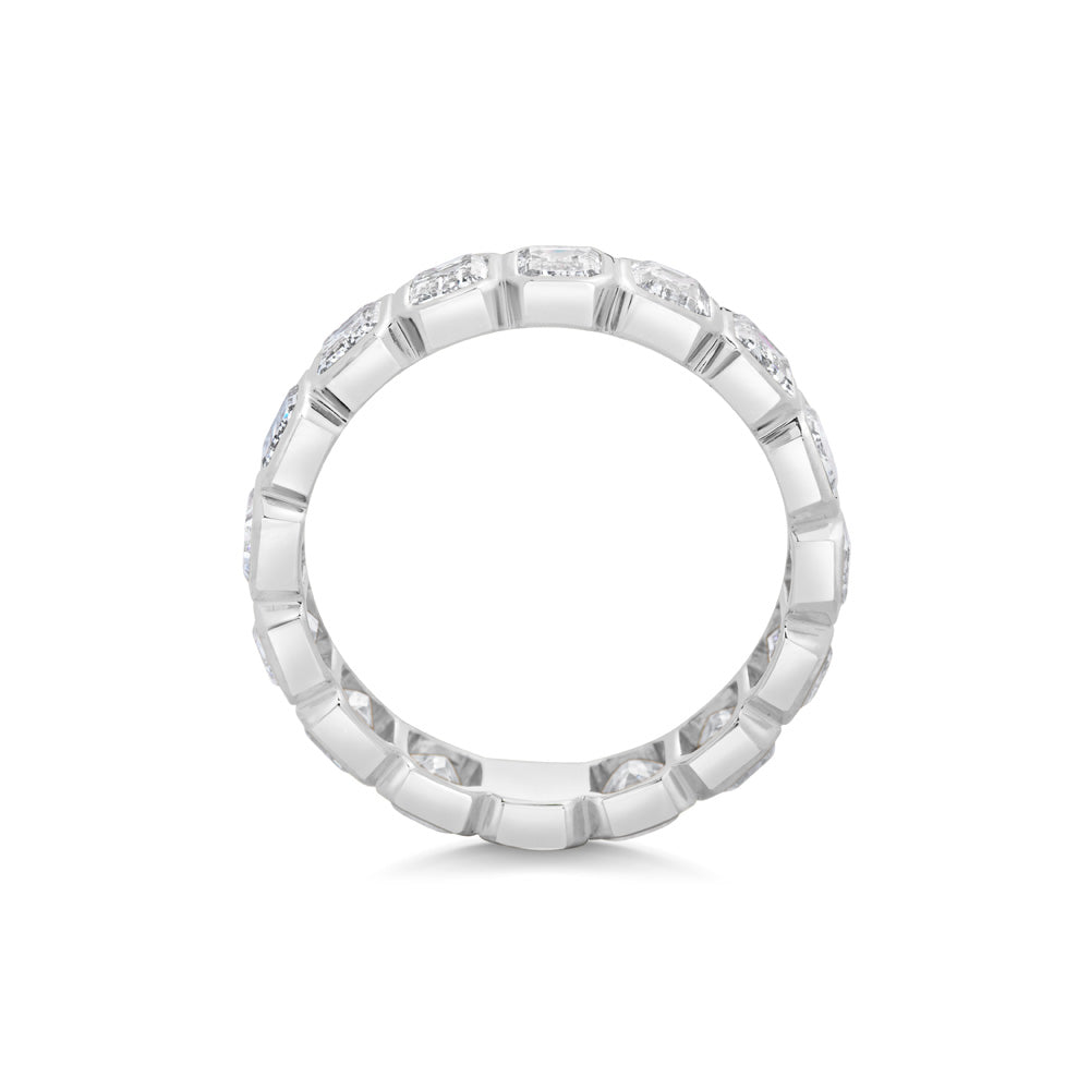 BEZEL EMERALD ETERNITY - LM STUDIO GmbH